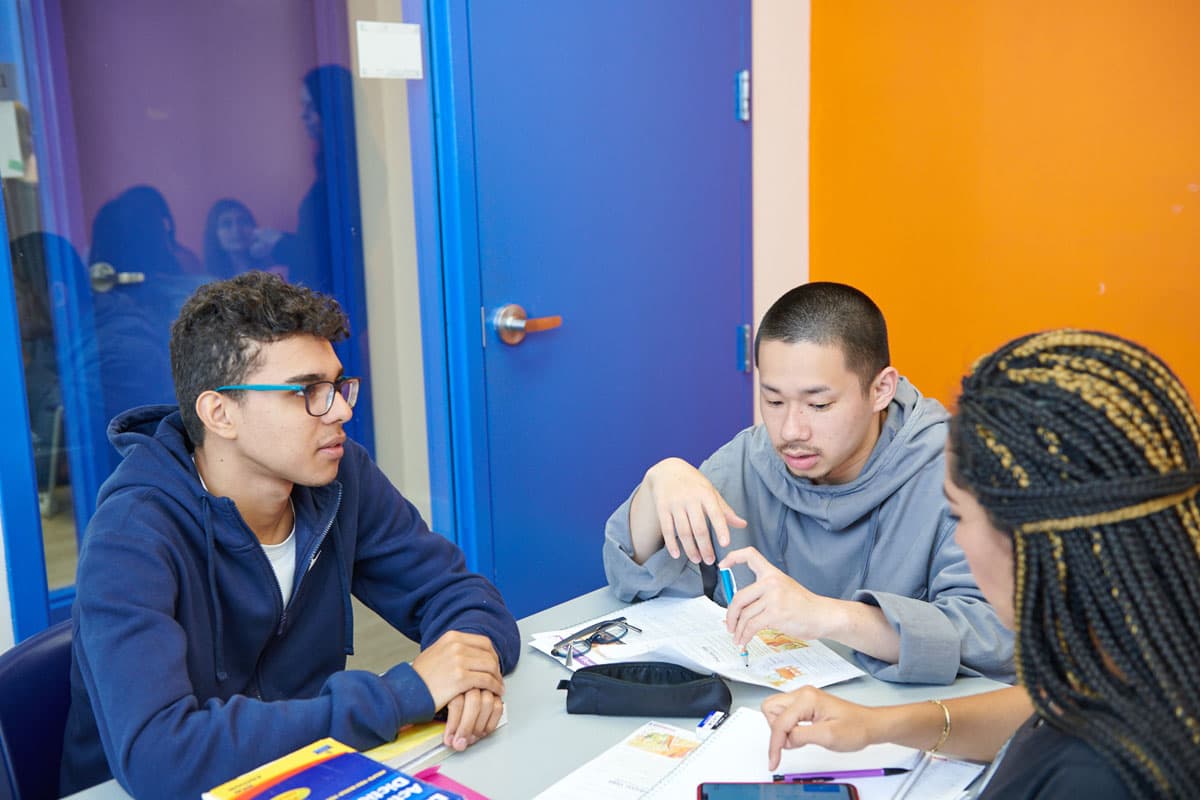 LSI Toronto Intensivkurs 30 mit Englisch für Unternehmen - Uni4edu