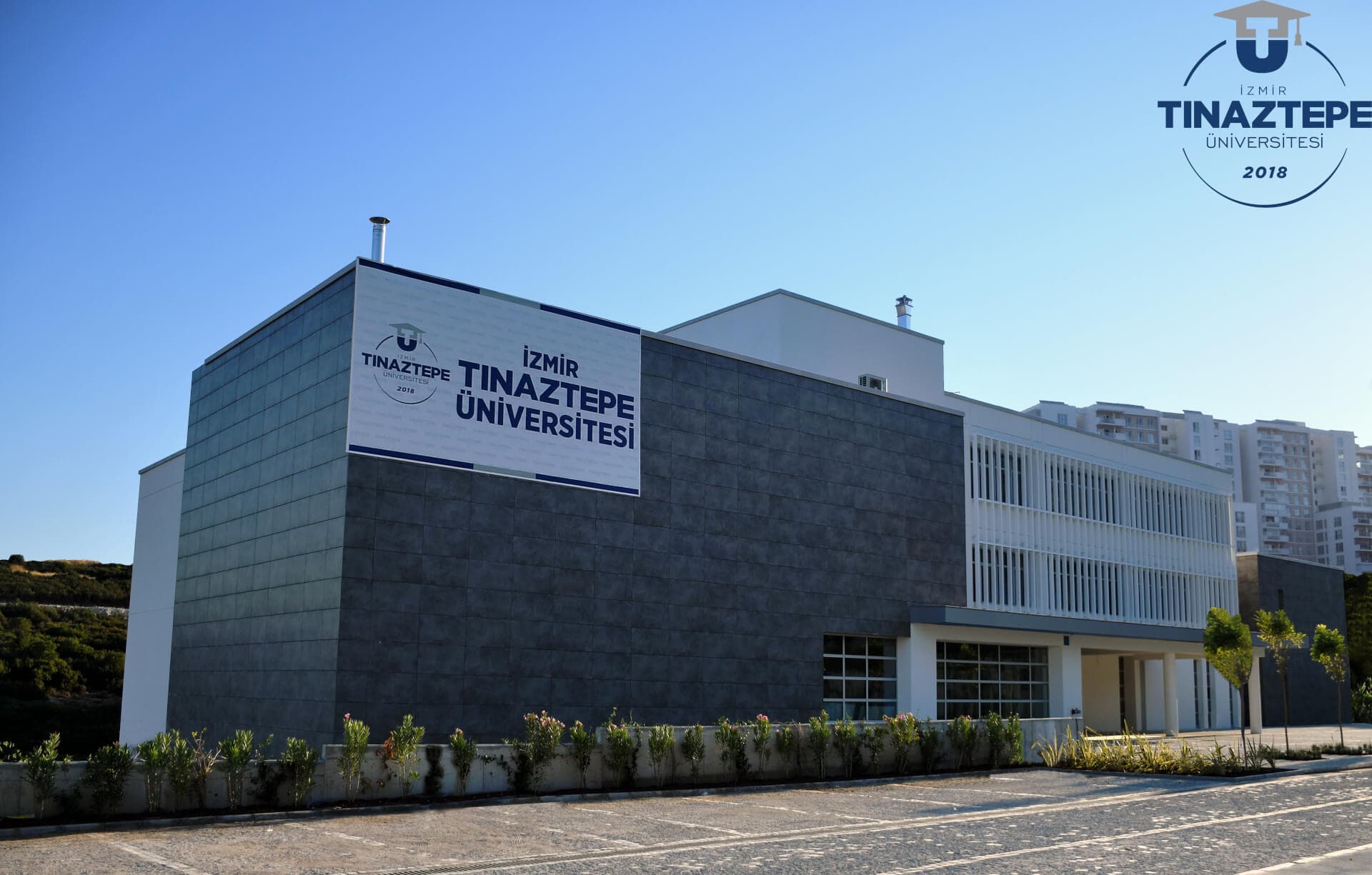 أخصائي بصريات - Uni4edu