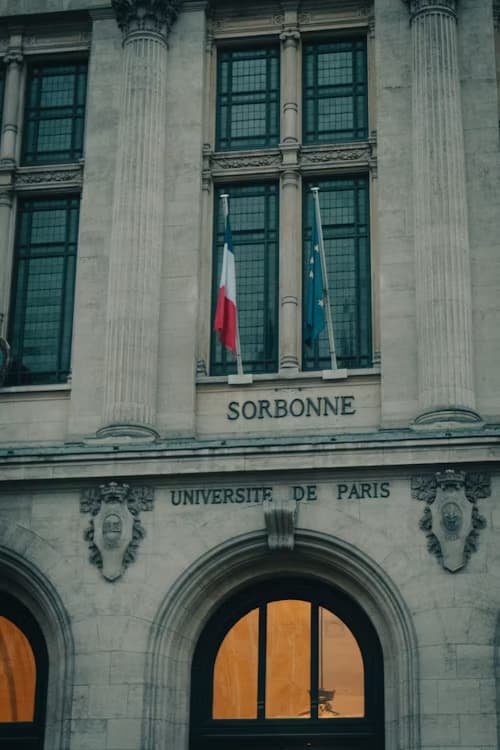 Universiti Sorbonne - Uni4edu