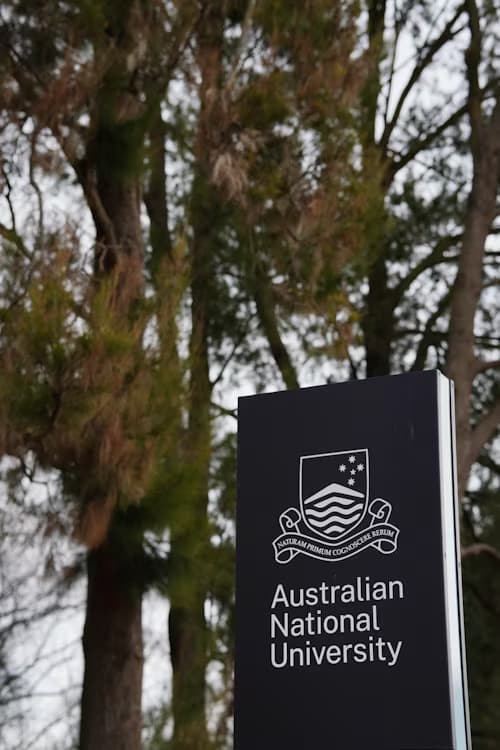 University of Canberra - Uni4edu
