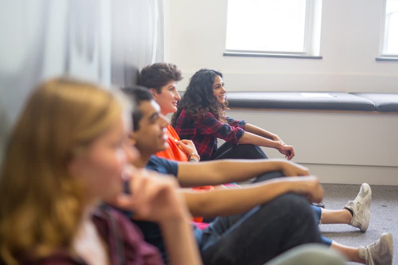 EC Brighton +30 Inglés General 26 - Horario de inicio por la mañana - Uni4edu