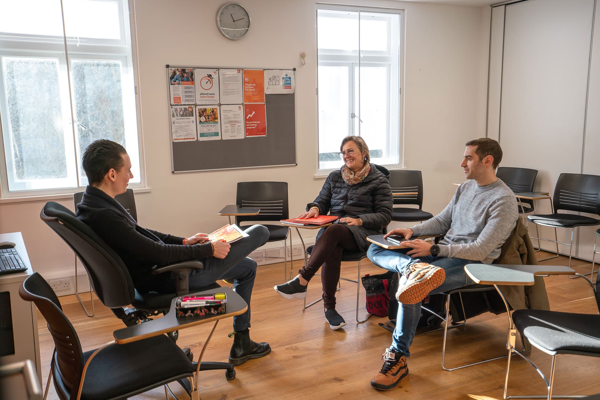 EC London +30 Inglés General 24 - Horario de inicio por la mañana - Uni4edu