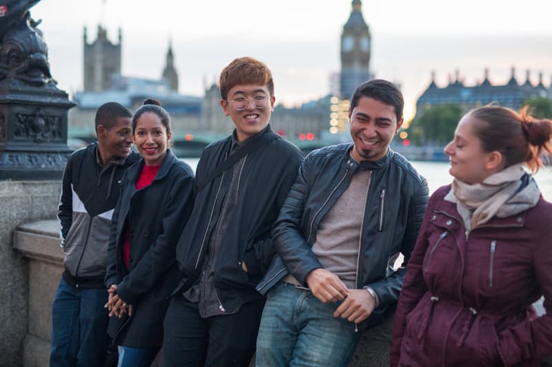 EC London सामान्य अंग्रेजी 20 - सुबह की शुरुआत का समय सारिणी - Uni4edu