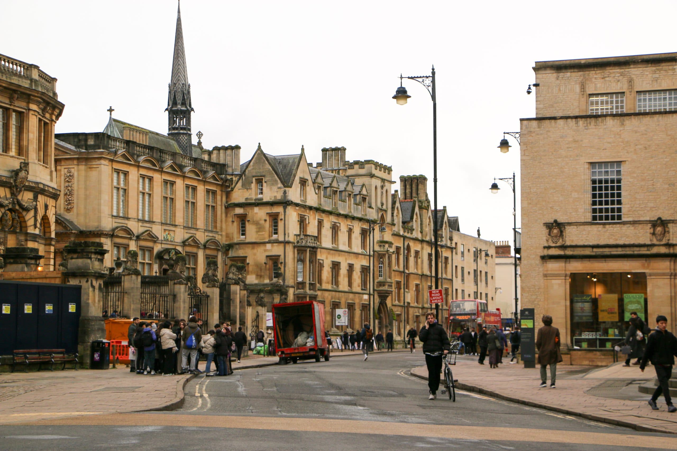 Oxford International English Oxford IELTS 20 - Uni4edu