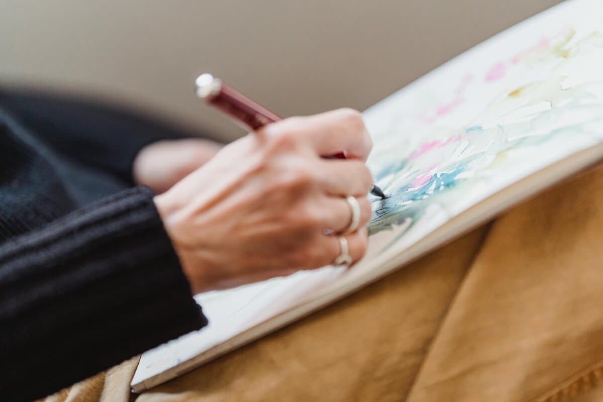 Диплом в области искусств и наук - Uni4edu