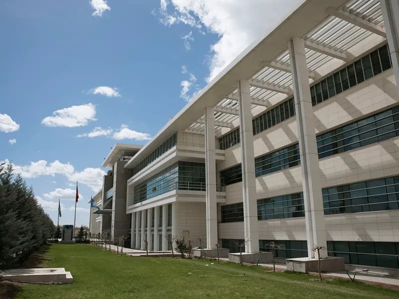 تدريب الطيارين - Uni4edu