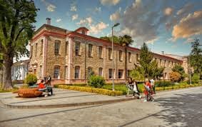 ARQUITECTURA DE INTERIORES Y DISEÑO AMBIENTAL - Uni4edu