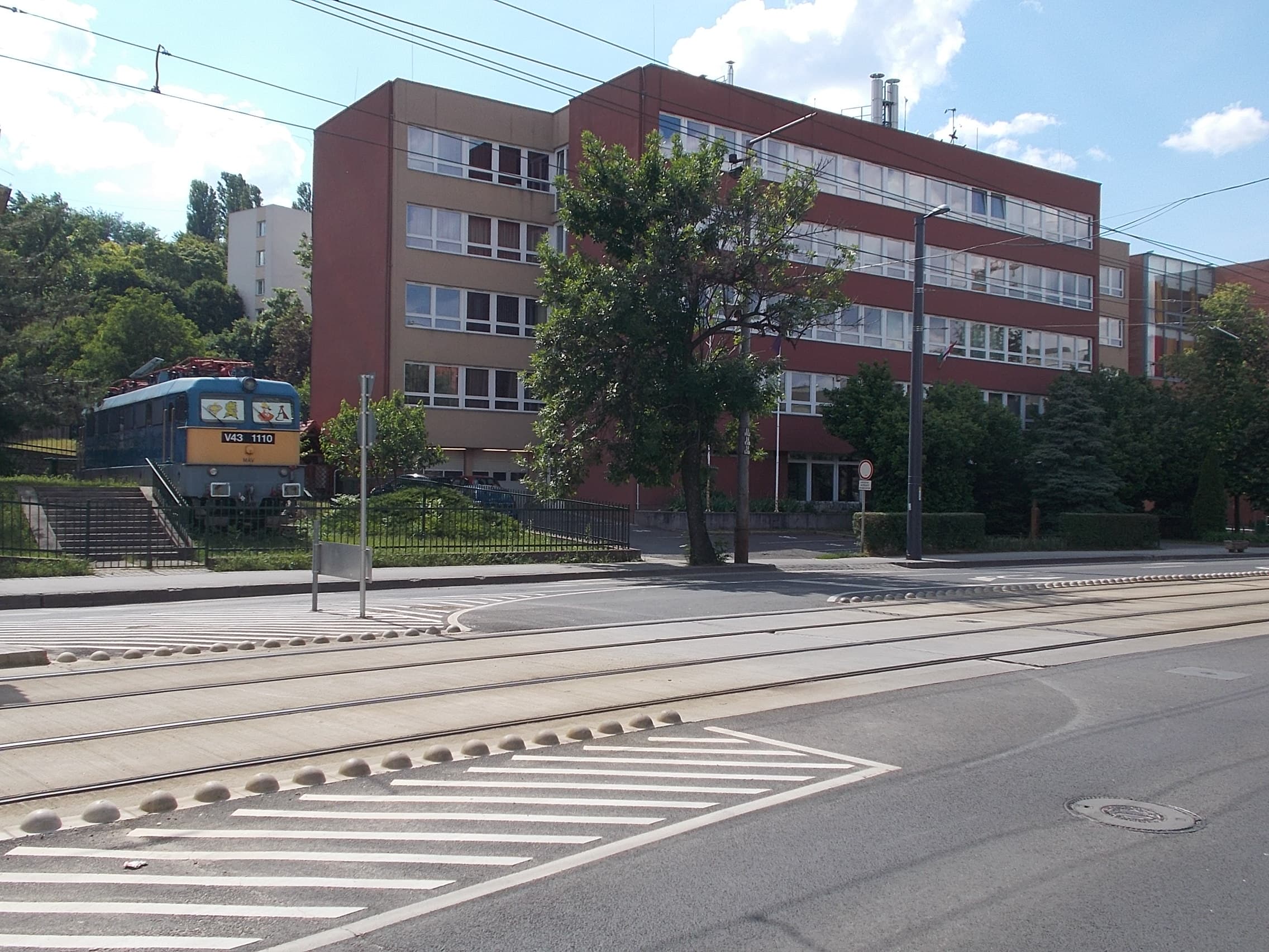 Architecture - Uni4edu