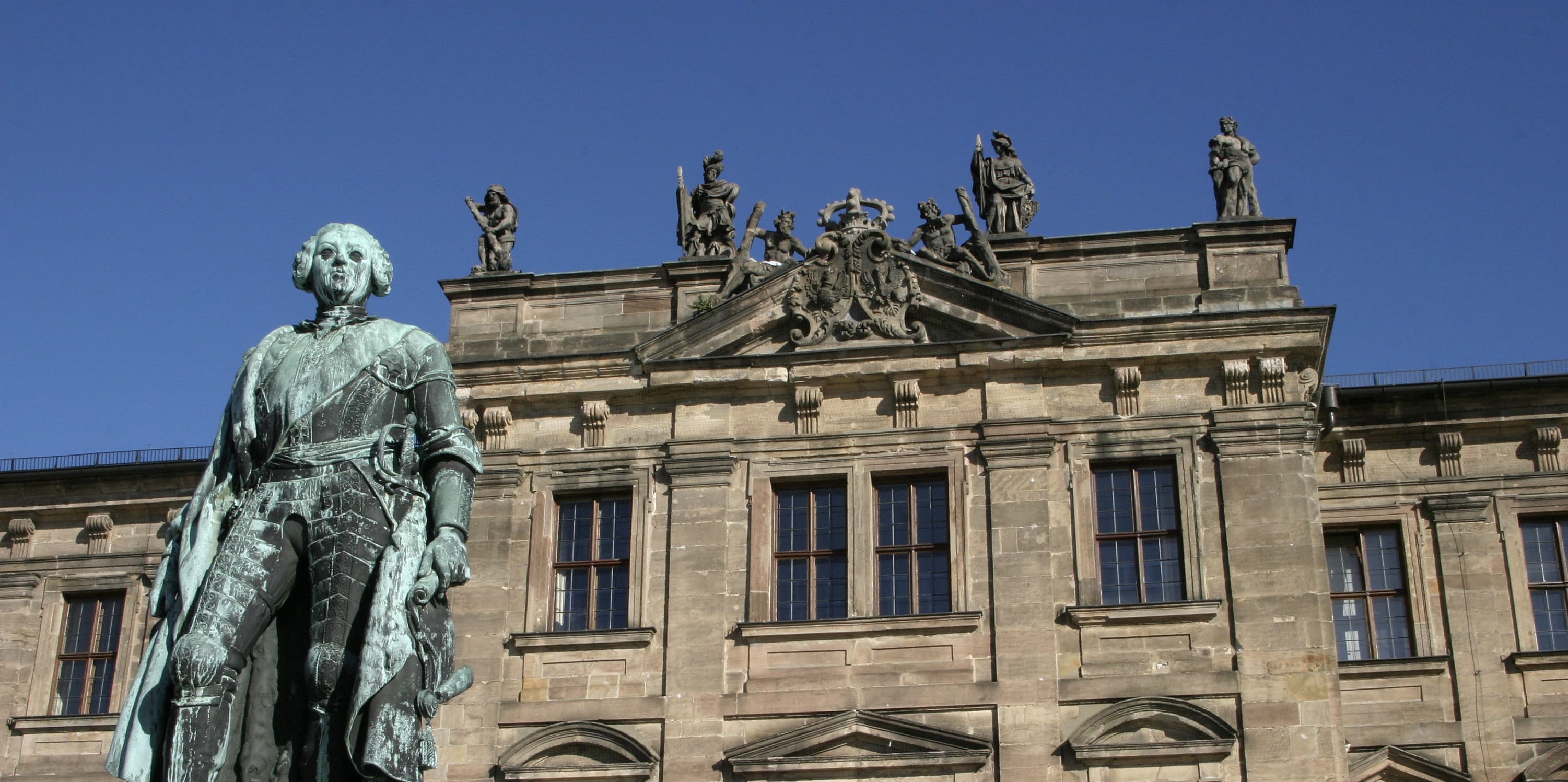 工業数学修士課程 - Uni4edu