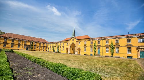 Mifumo ya Mazingira na Usimamizi wa Rasilimali - Uni4edu