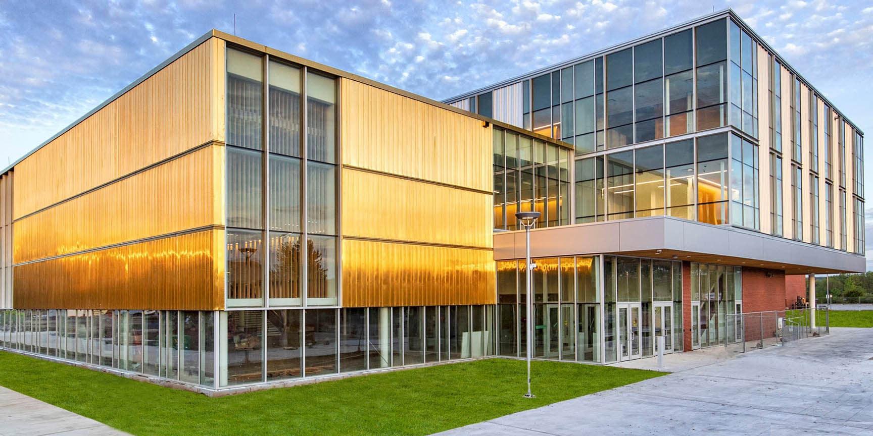 Pemindahan Universiti Seni Liberal - Uni4edu