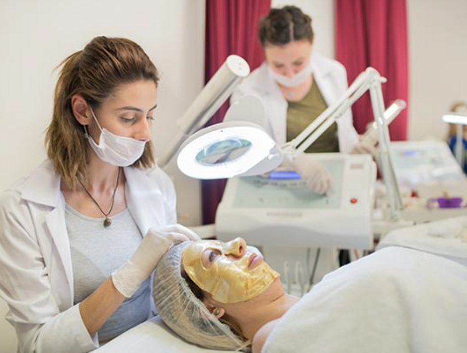 Associate of Haircare and Beauty Services (Turkish) - Uni4edu