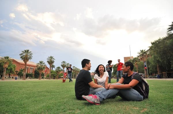 اپلائیڈ ہیومینٹیز-پلانٹ اسٹڈیز (BA) - Uni4edu