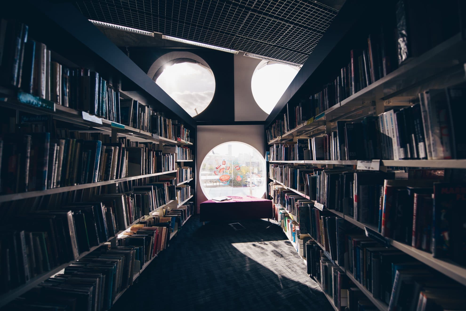 BA (Hons) 인테리어 디자인 환경 건축 - Uni4edu