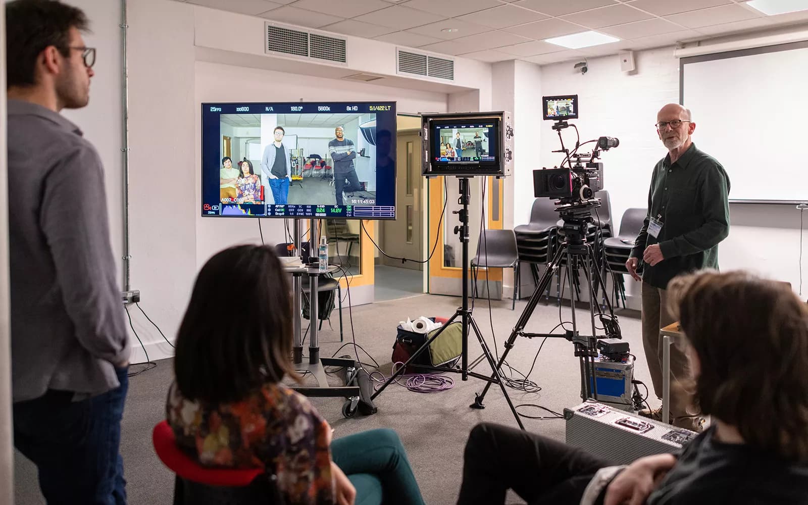 Giornalismo, studi cinematografici e televisivi (incluso anno propedeutico) - BA (con lode) - Uni4edu