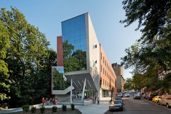 Seni Liberal BA MBA - Uni4edu