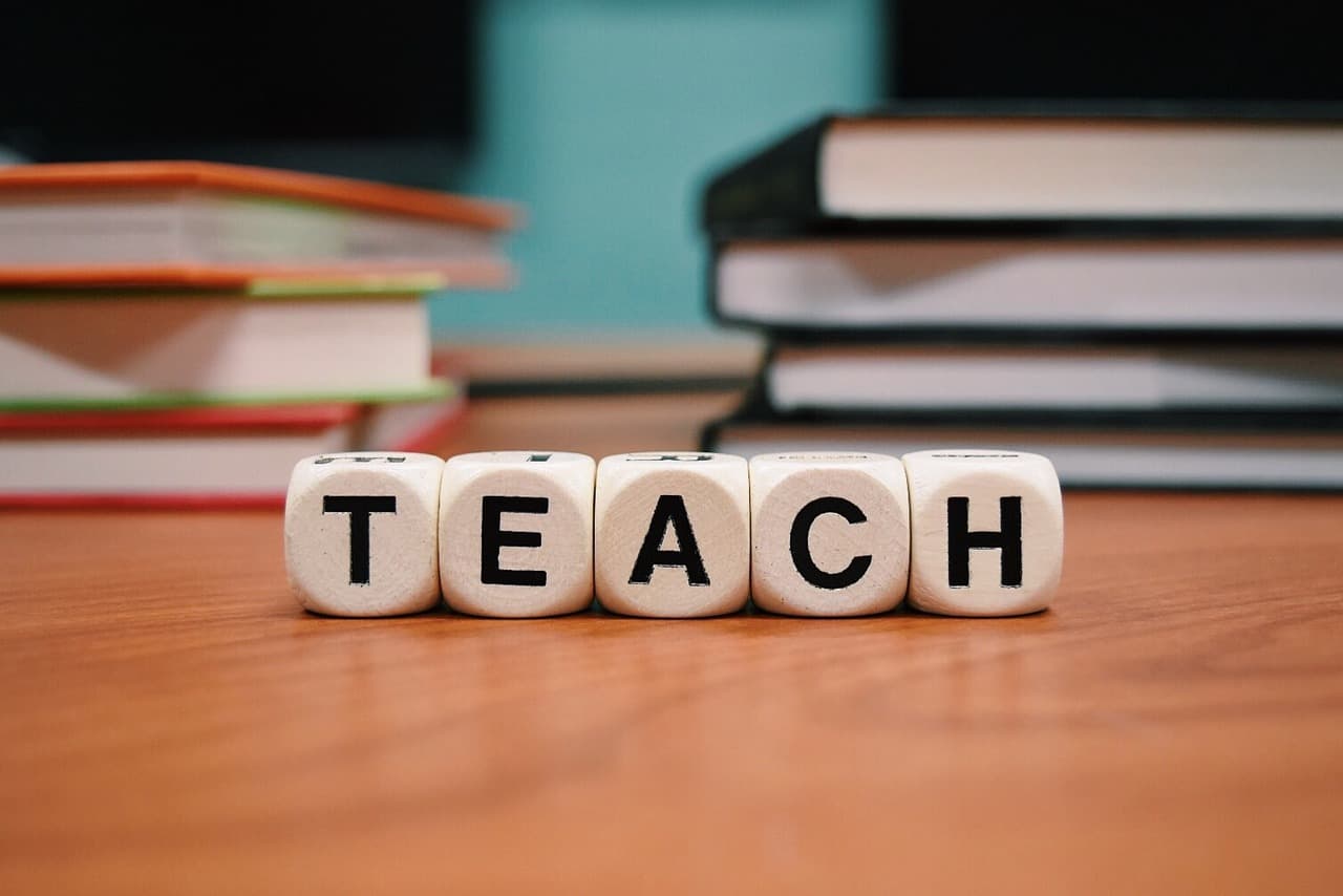 Professionelles postgraduales Diplom im Lehramt - Uni4edu