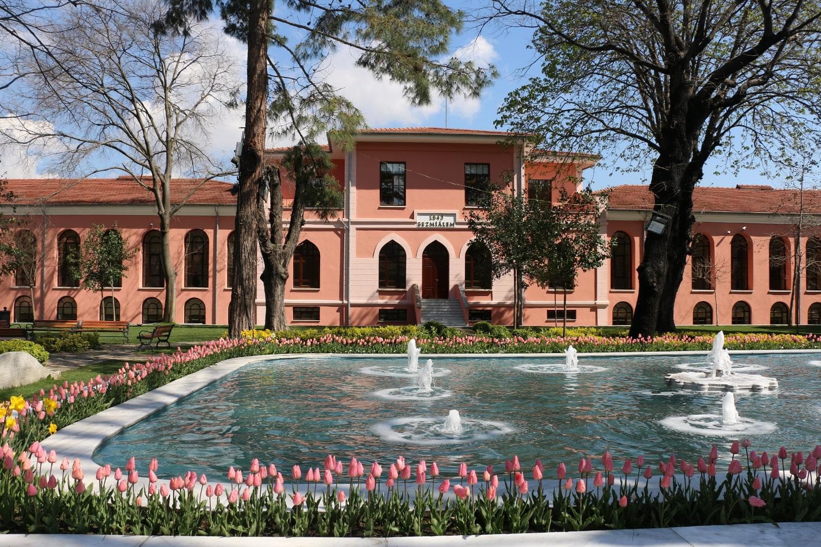 Bezmialem Vakıf University - Uni4edu