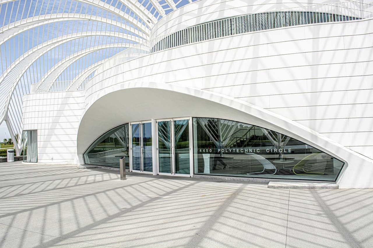 Universiti Teknologi Częstochowa - Uni4edu