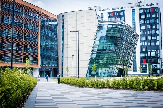De Montfort University - Uni4edu