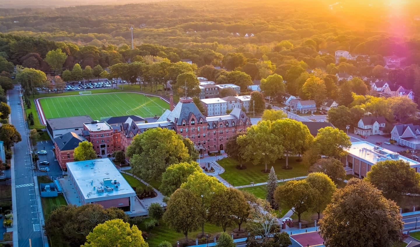 Dean College - Uni4edu