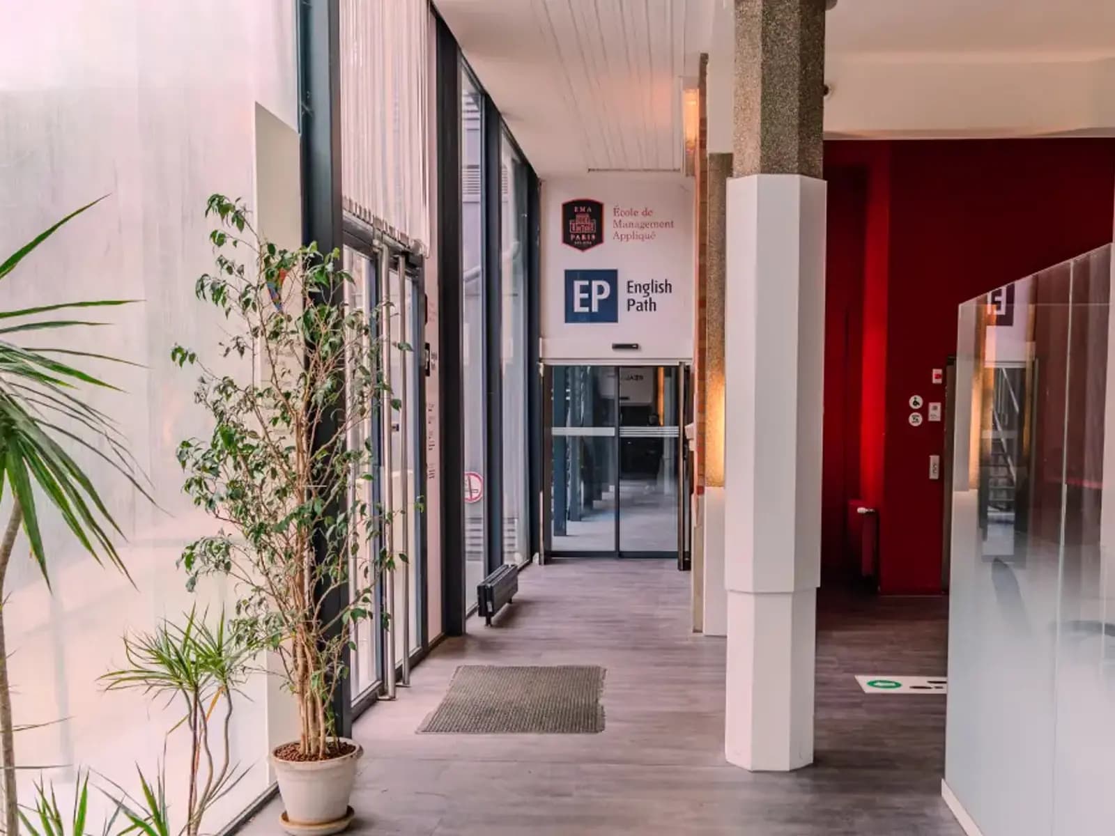 ema_campus-indoors-horizonal-1.webp_1741791035322