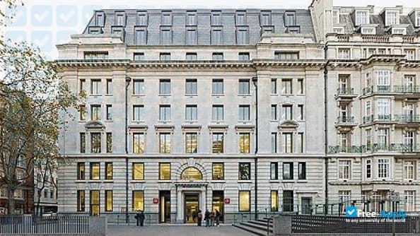 École européenne d'économie - Uni4edu