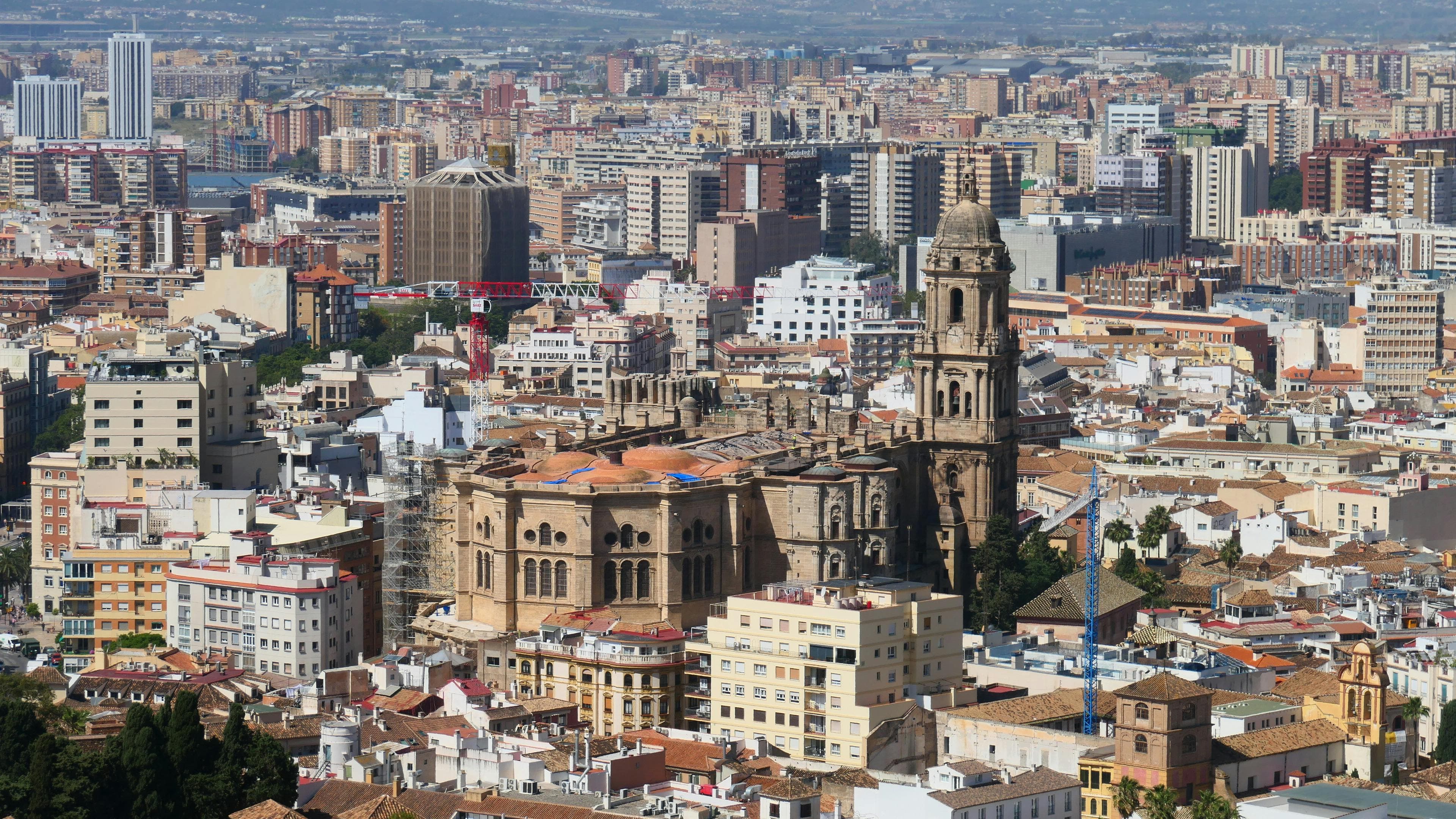 Language School in Spain - Uni4edu