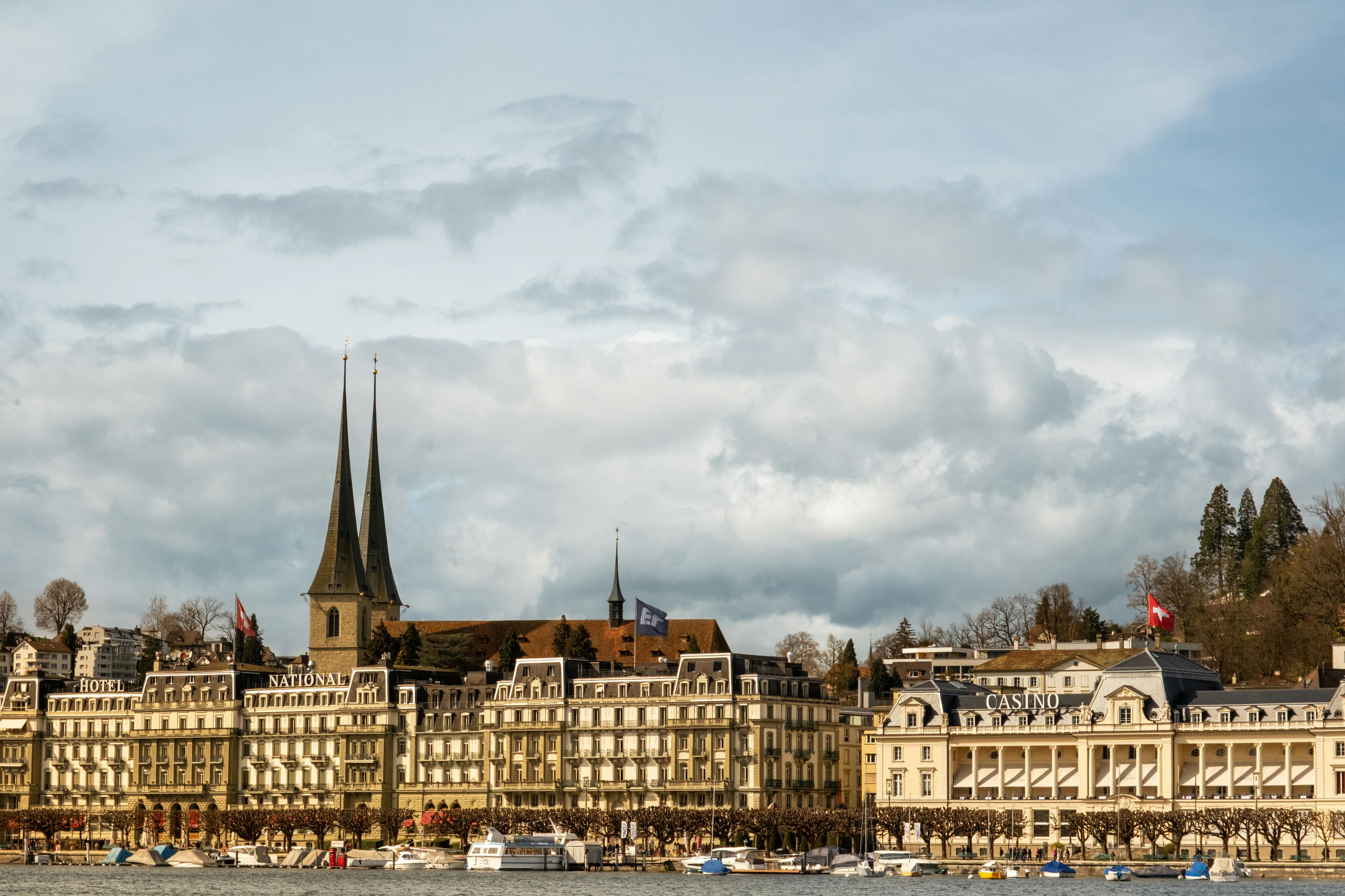 Language School in Switzerland - Uni4edu