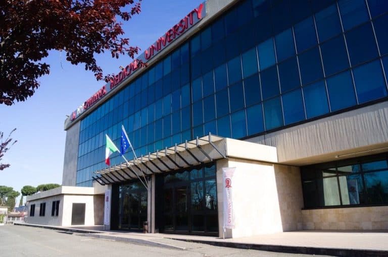 Saint Camillus Uluslararası Sağlık ve Tıp Bilimleri Üniversitesi - Uni4edu