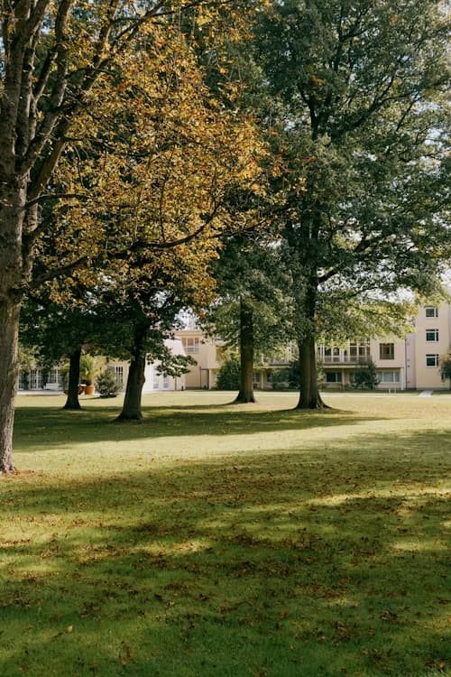 Staffordshire University - Uni4edu