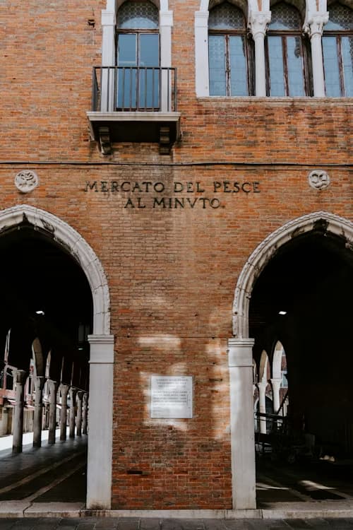 Universiti Milano-Bicocca - Uni4edu