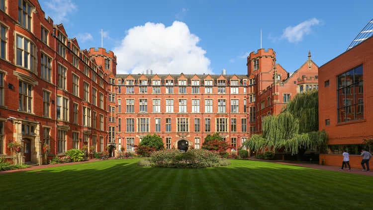 جامعة شيفيلد - Uni4edu