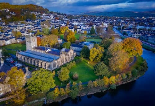 Universidad de las Tierras Altas y las Islas - Uni4edu