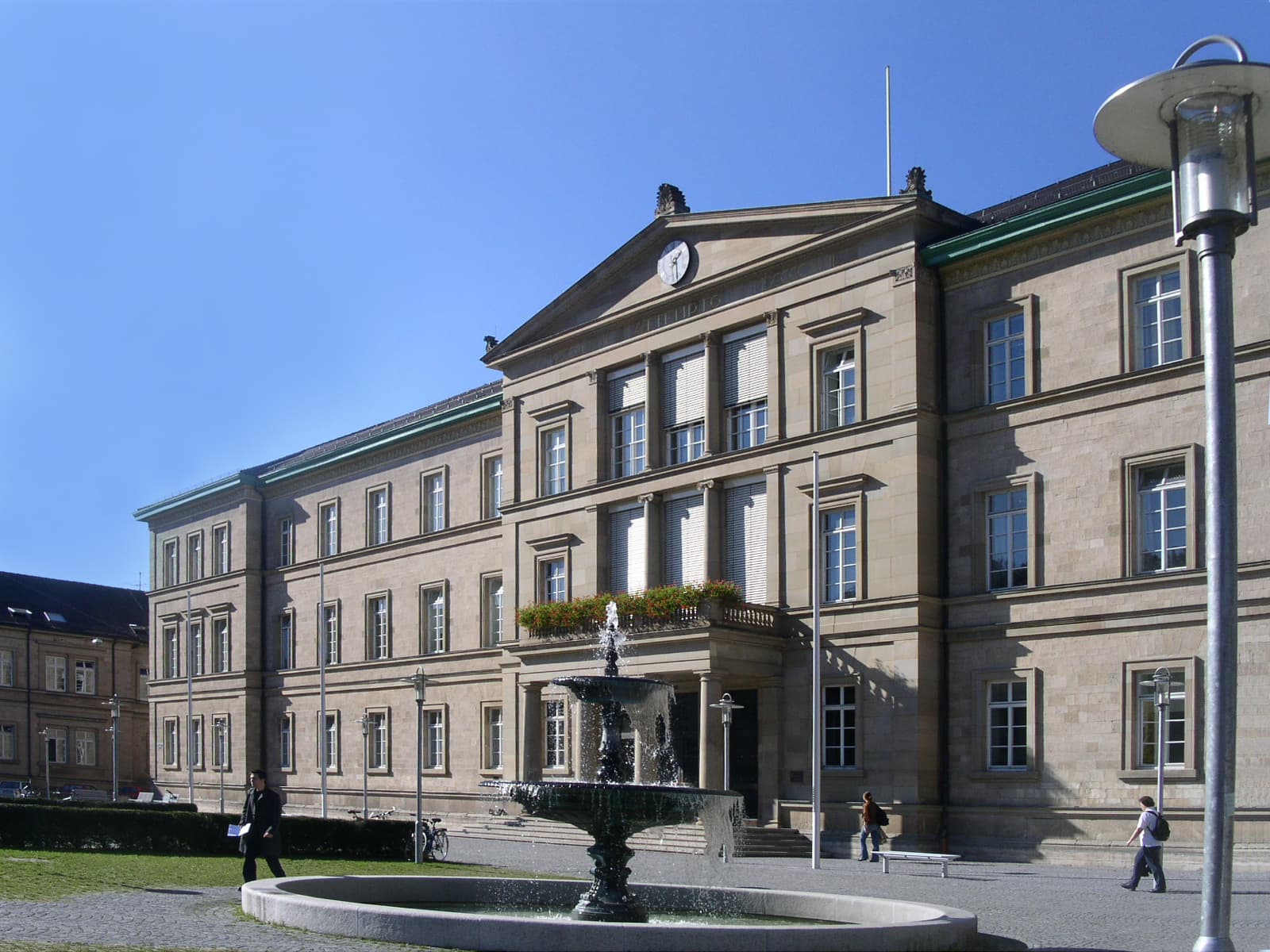 Tübingen Üniversitesi - Uni4edu