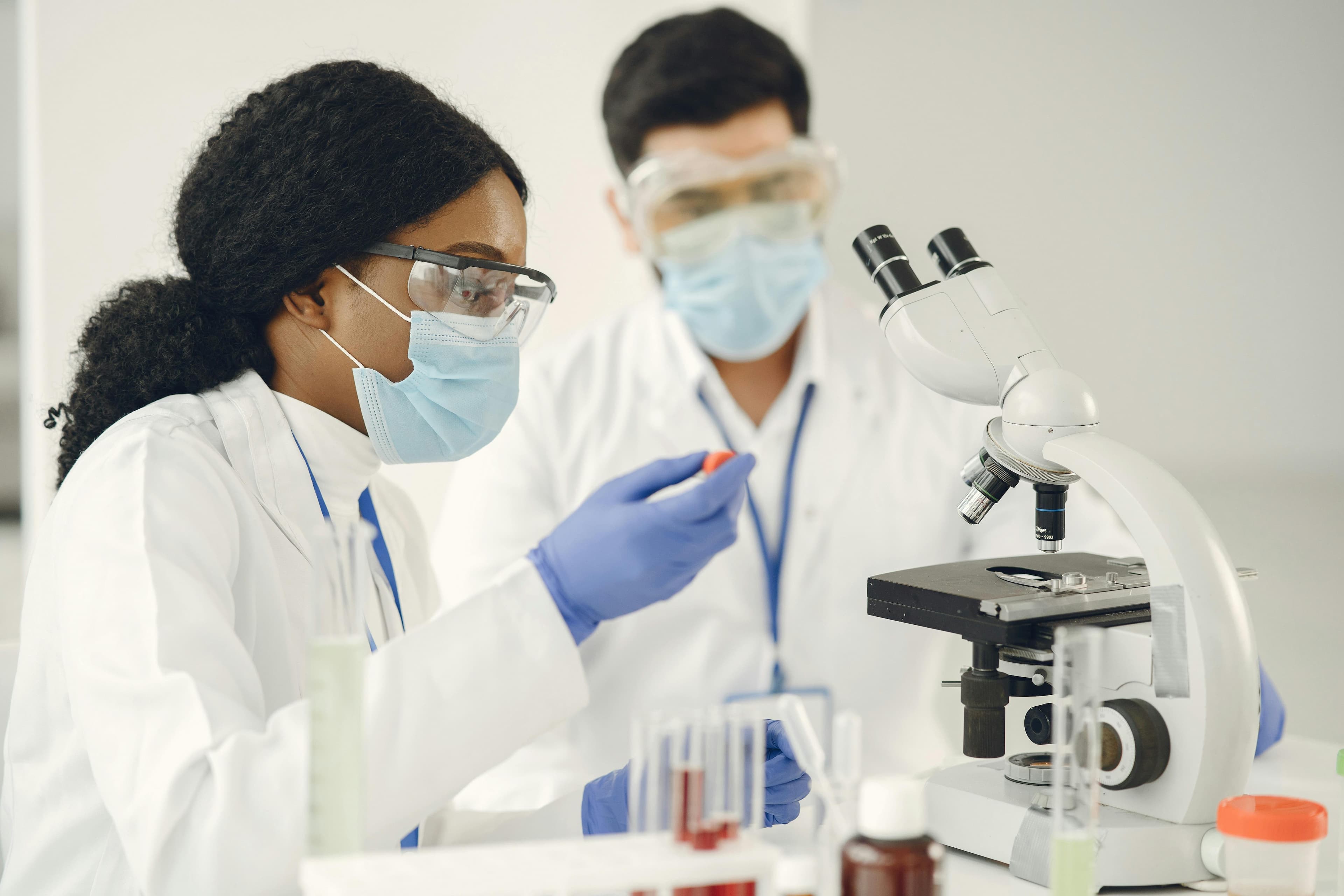 Maestría en Ciencias Farmacéuticas con Práctica Industrial - Uni4edu